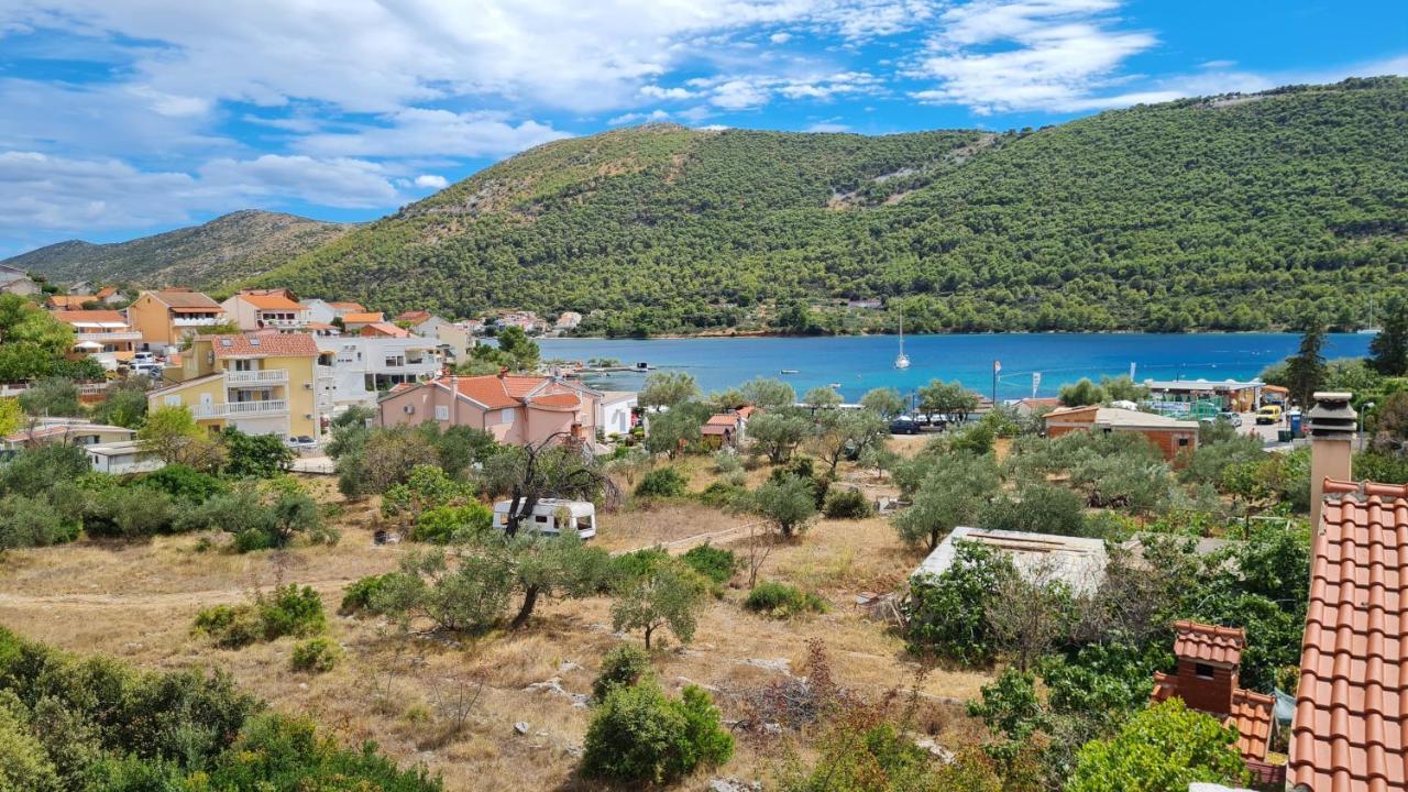 Apartmani Mlinar - Two Bedroom Apartment With Seaview Grebaštica エクステリア 写真