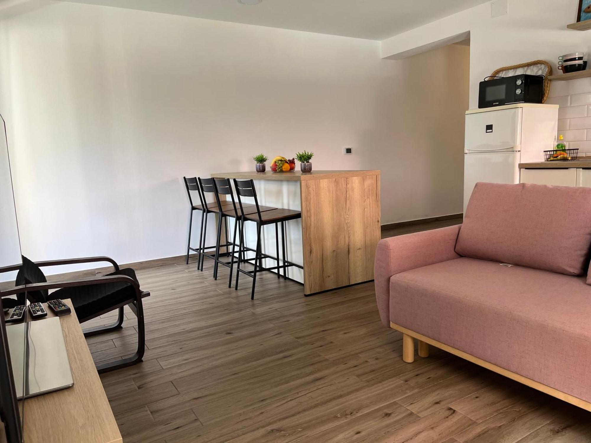 Apartmani Mlinar - Two Bedroom Apartment With Seaview Grebaštica エクステリア 写真